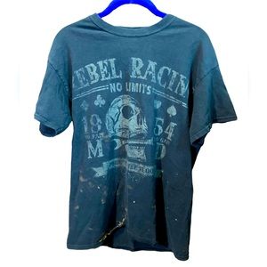 Men’s black vintage tee